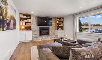 210 Marvin St, Caldwell, ID 83605