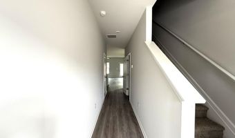 150 Village Green Dr, Adairsville, GA 30103