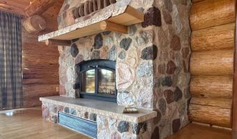 6856 Five Mile Pt, Allouez, MI 49805