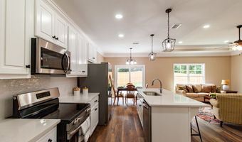 1530 FAIRWAY Dr, Bainbridge, GA 39819