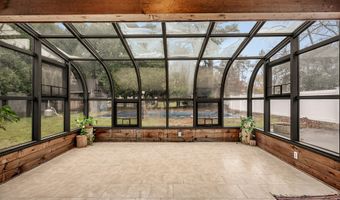 24 Ventura Dr, Brooklyn, CT 06234