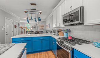 10 Grove Ct 20, Asbury Park, NJ 07712