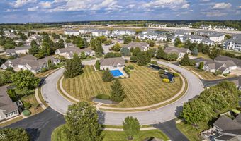 7362 Lake Lakota Pl 25, Indianapolis, IN 46217