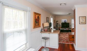 682 Post Rd, Darien, CT 06820