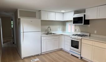 133 W Main St TRLR A9, Clinton, CT 06413