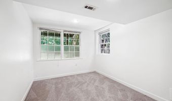 7001 LONGWOOD Dr, Bethesda, MD 20817