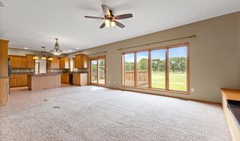 704 SW Coventry Cir, Ankeny, IA 50023