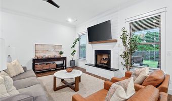 1902 SW Edinburgh Ave, Bentonville, AR 72713