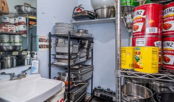 804 S Dixon, Alma, GA 31510