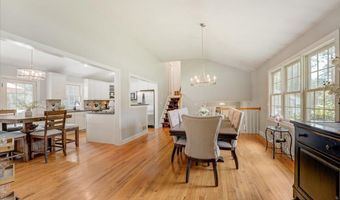 51 Normandy Ct, Middletown, NJ 07748