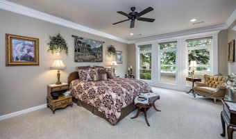 5 Utrera Ln, Hot Springs Village, AR 71909