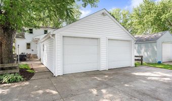 902 11th Ave SW, Austin, MN 55912