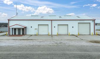707 S Wickham St, Alvord, TX 76225