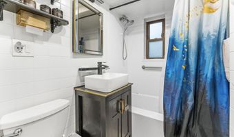 8811 BERGENLINE Ave 12, Bergenfield, NJ 07047