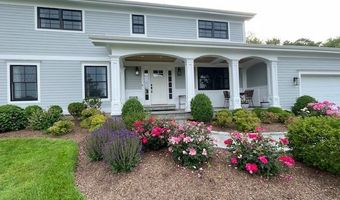 14 E Gate Rd, Danbury, CT 06811