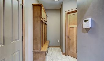 907 Sandalwood Dr, Altoona, WI 54720