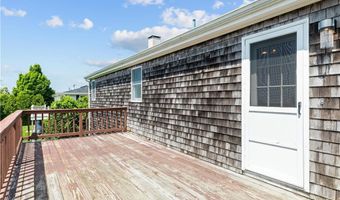 21 Reardon Dr, Middletown, RI 02842