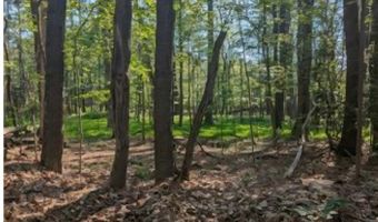 4 Horse Shoe Bend Rd, Acme, PA 15610