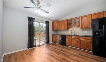 5486 Pine Bluff Rd, Columbus, OH 43229