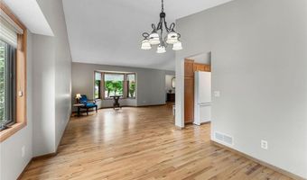 4730 144th St W, Apple Valley, MN 55124
