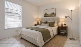 1256 PIN OAK Dr, Apopka, FL 32703