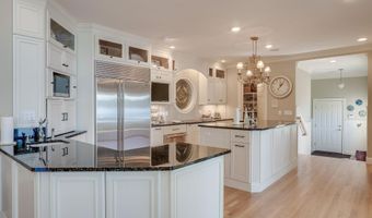 11 Clark Island Rd, Amherst, NH 03031