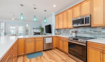 11200 SEABISCUIT Ln 101, Berlin, MD 21811