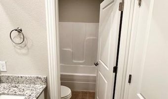 1507 Casuarina Dr, Bentonville, AR 72712