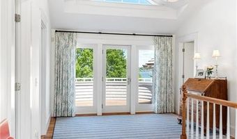 169 Wellington Ave, Newport, RI 02840