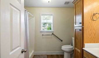 523 Lynnwood Dr, Athens, TN 37303
