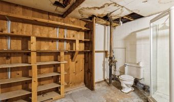 1714 Clark Ave, Ames, IA 50010