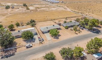16050 Pawnee Rd, Apple Valley, CA 92307