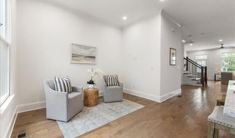 1233 Parkstead Ln, Alpharetta, GA 30004
