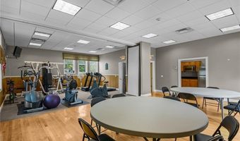 200 Roger Williams Ave 109, East Providence, RI 02916