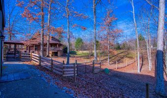 250 Briar Point Rd, Allardt, TN 38504