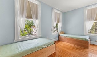 543 Newport Ave, Attleboro, MA 02703