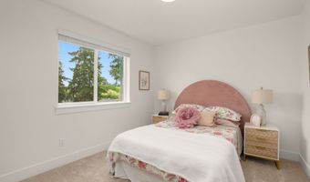 18939 SW Hazelwood Ln L-8, Beaverton, OR 97078