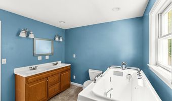 9 Hounds Way, Bath, ME 04530