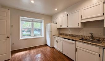 10240 ARIZONA Cir 33, Bethesda, MD 20817
