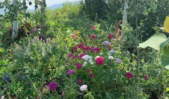 440 STRAWBERRY HILLS Dr, Bedford, WY 83112