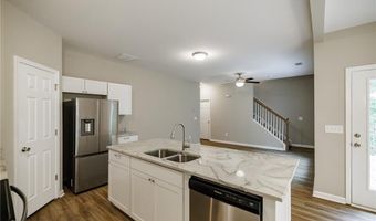 103 Three Rivers Ct, Hull, GA 30646