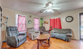 316 S 6th St, Chickasha, OK 73018