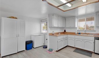 21111 Multnomah Rd, Apple Valley, CA 92308