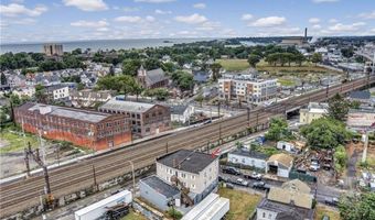 2 West Ave, Bridgeport, CT 06604