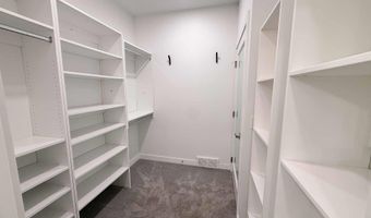 1002 Abby Rd, Alton, IA 51003