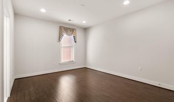 2505 MAIN LINE Blvd, Alexandria, VA 22301