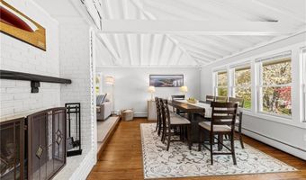 7 Cowsill Ln 1, Newport, RI 02840
