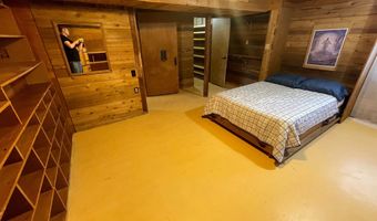 9905 N MEADOW Dr E, Cedar Hills, UT 84062
