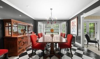 25733 River Dr, Franklin, MI 48025