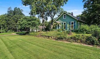 920 High St, Baldwin City, KS 66006